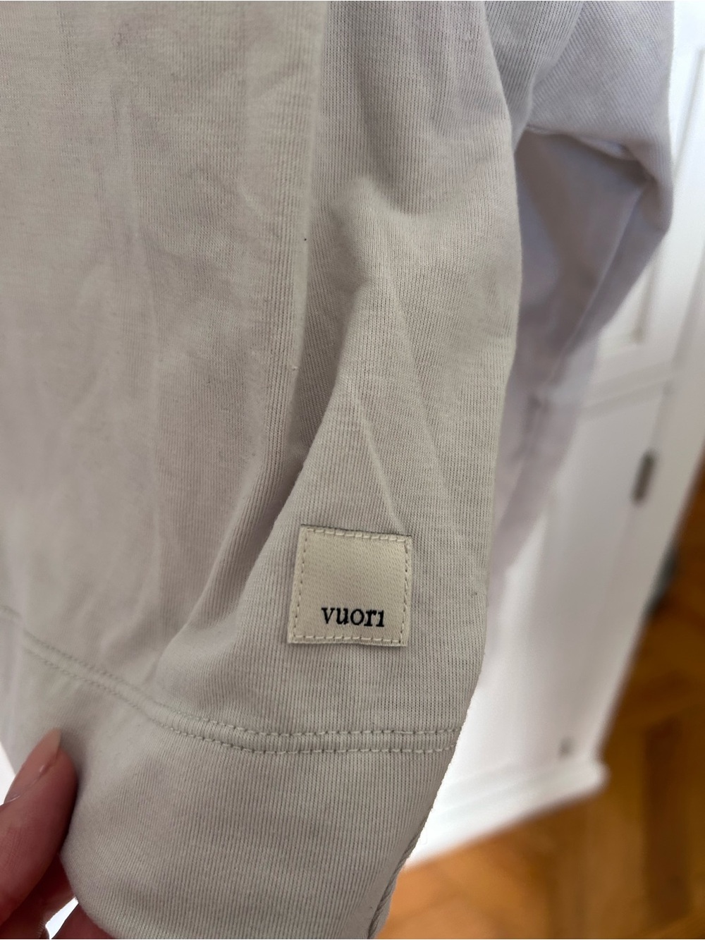 Vouri Classic Cropped Long-Sleeve Henley Top - Picture 3 of 3